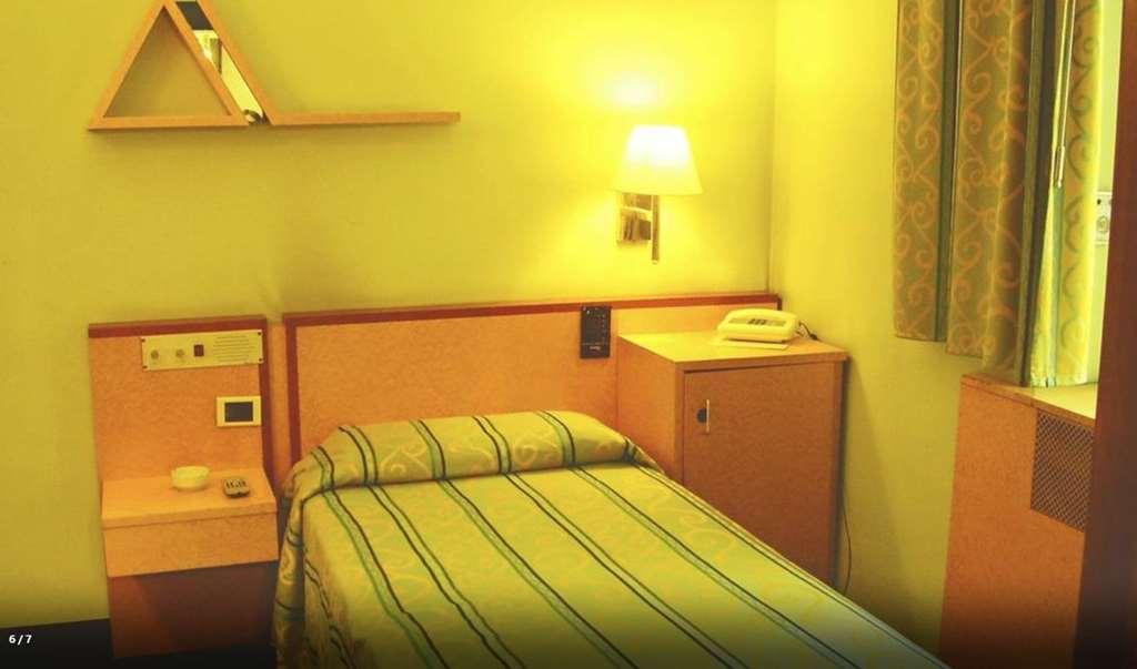 Hotel Atlantic Arona Phòng bức ảnh